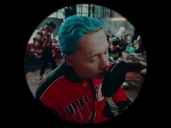 20 Drag N' Drop Music Video Overlays